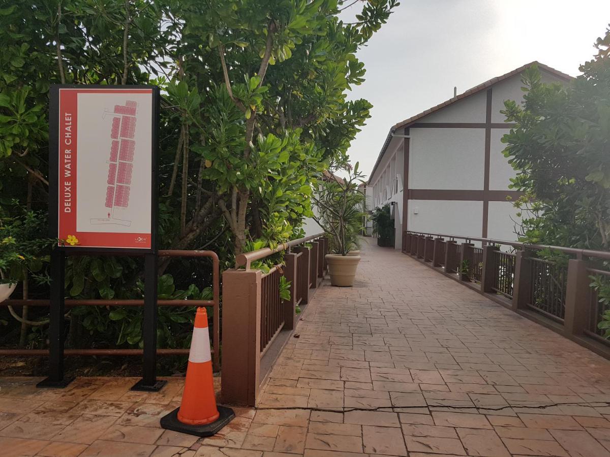 Tokido Private Water Chalet Pd Port Dickson Exterior foto