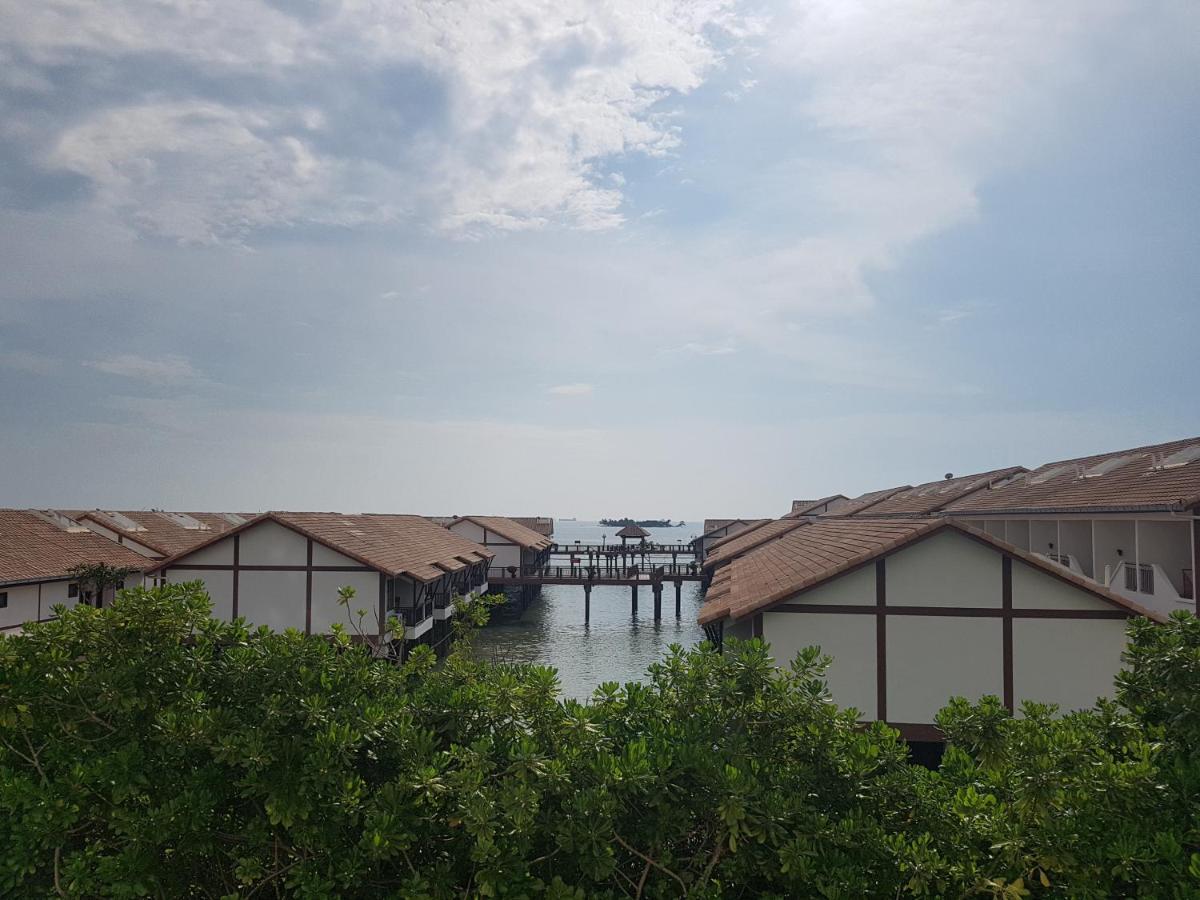 Tokido Private Water Chalet Pd Port Dickson Exterior foto